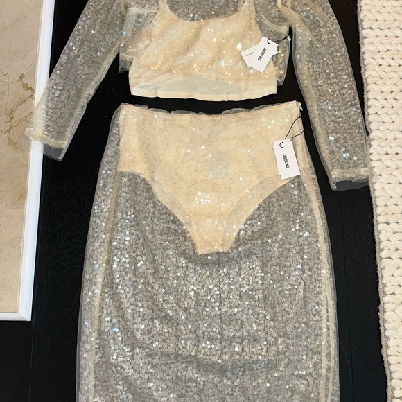 Beautiful Jason Wu Skirt and Top Set. Cream colored sequin. Brand new. Bride. - Picture 9 of 10